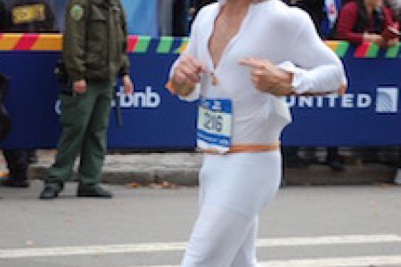 King of Pop going for the finish